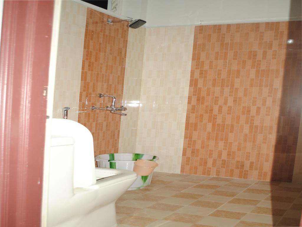 Ssr Hotel Srikalahasti Extérieur photo
