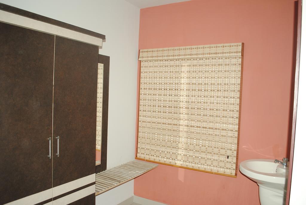 Ssr Hotel Srikalahasti Extérieur photo